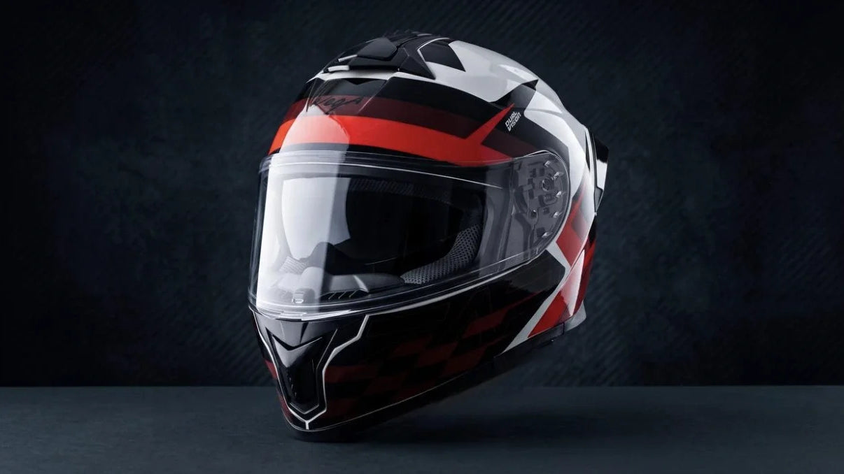 How Anti-Fog Visors Improve Visibility During Monsoon Riding